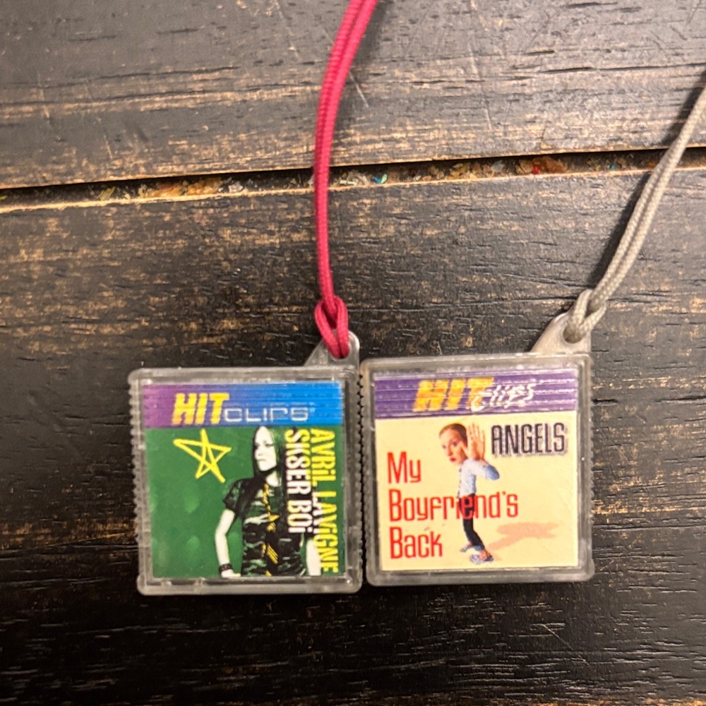 Hit Clips Mini Music Keychain Pair - Picture 2 of 2